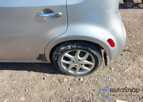 2010 Nissan Cube 1.8Sl from USA, damaged, VIN JN8AZ2KR0AT169800